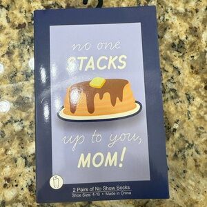 NWT “No Stacks” Themed No Show Socks for Mom